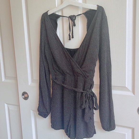 abercrombie and fitch romper - Picture 4 of 9